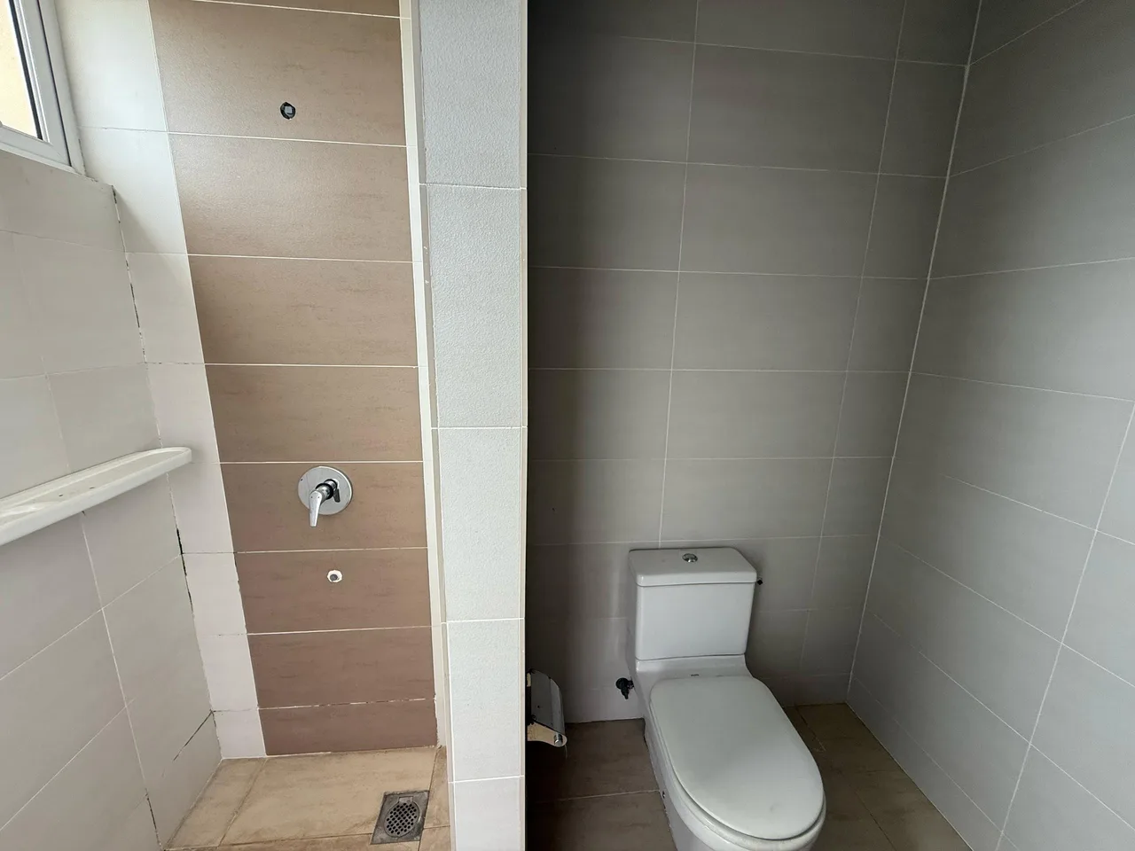 3 Storey Corner Lot Semi Detached House at Palm Residence Stapok