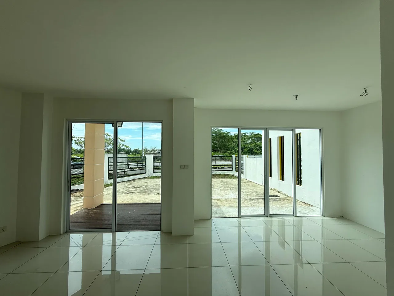 3 Storey Corner Lot Semi Detached House at Palm Residence Stapok