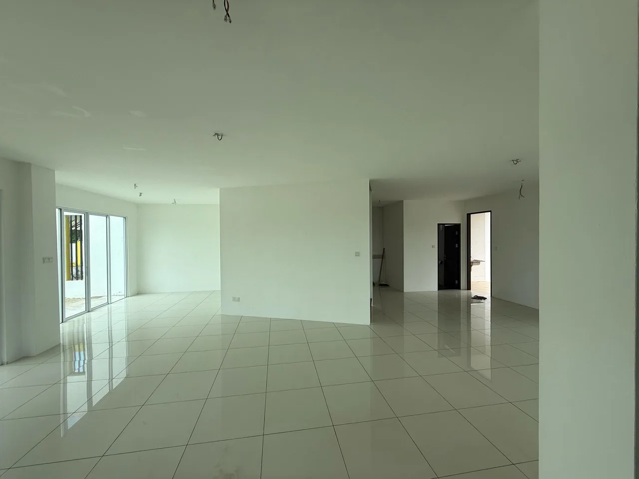 3 Storey Corner Lot Semi Detached House at Palm Residence Stapok