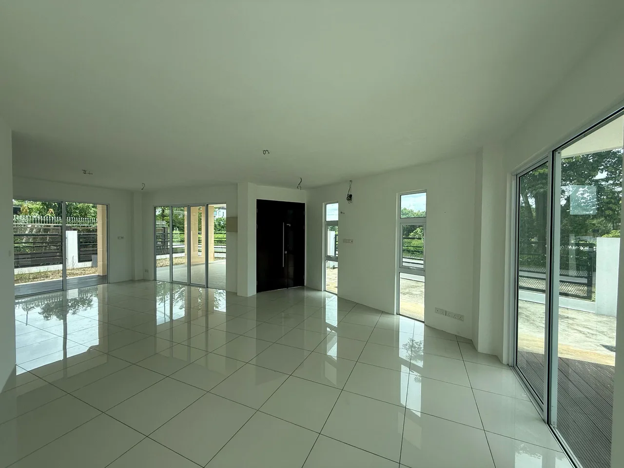 3 Storey Corner Lot Semi Detached House at Palm Residence Stapok