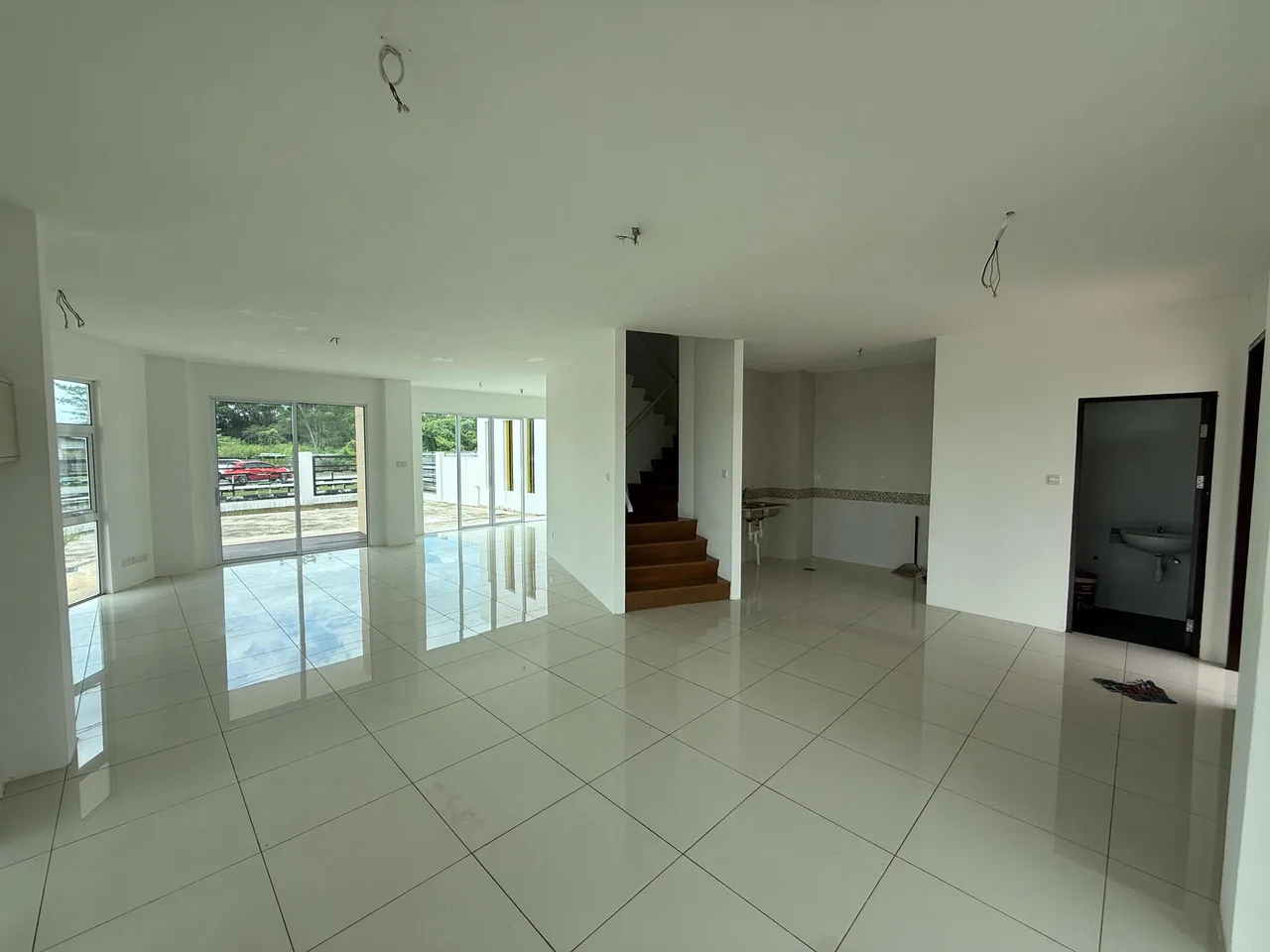 3 Storey Corner Lot Semi Detached House at Palm Residence Stapok
