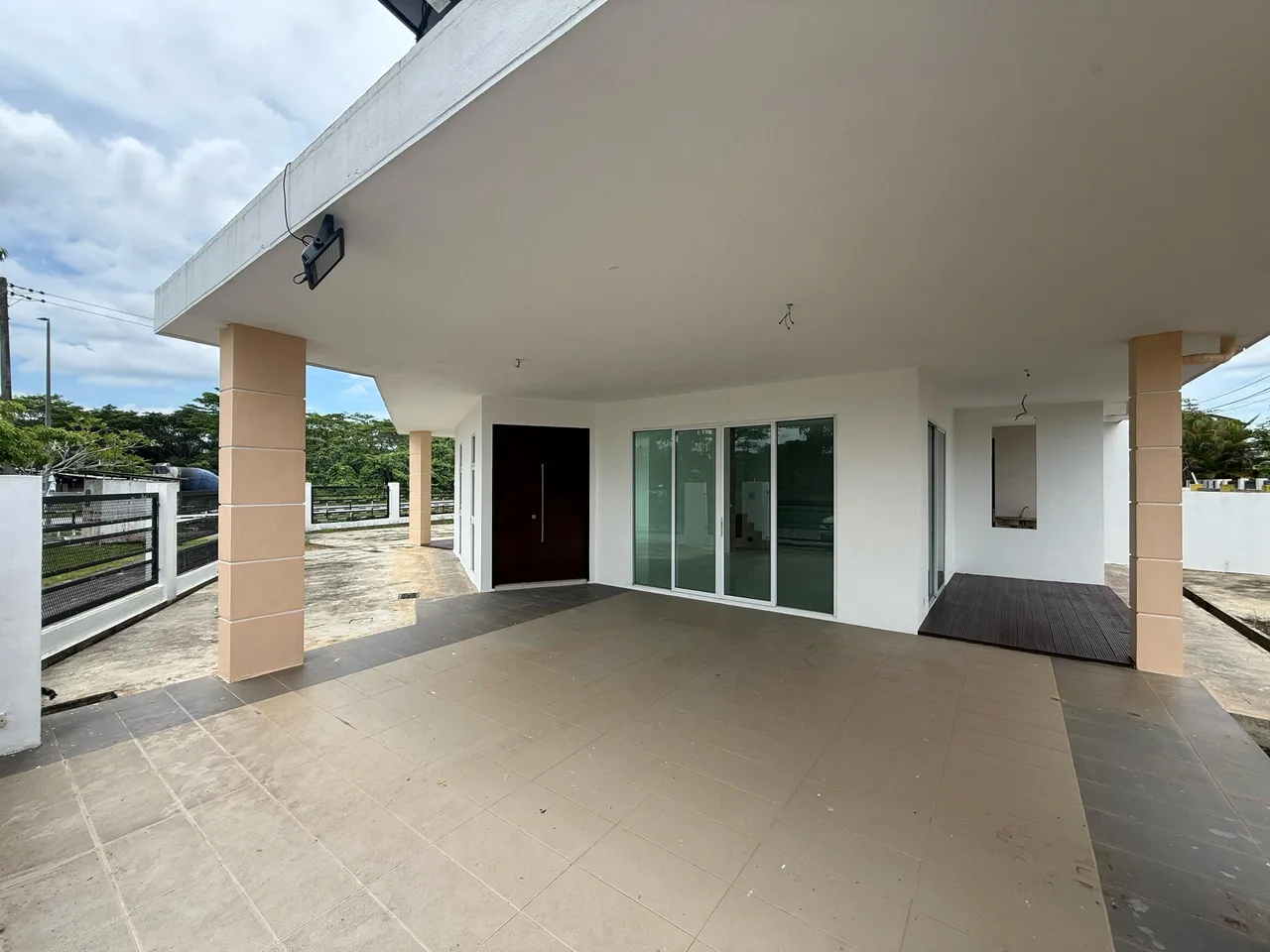 3 Storey Corner Lot Semi Detached House at Palm Residence Stapok