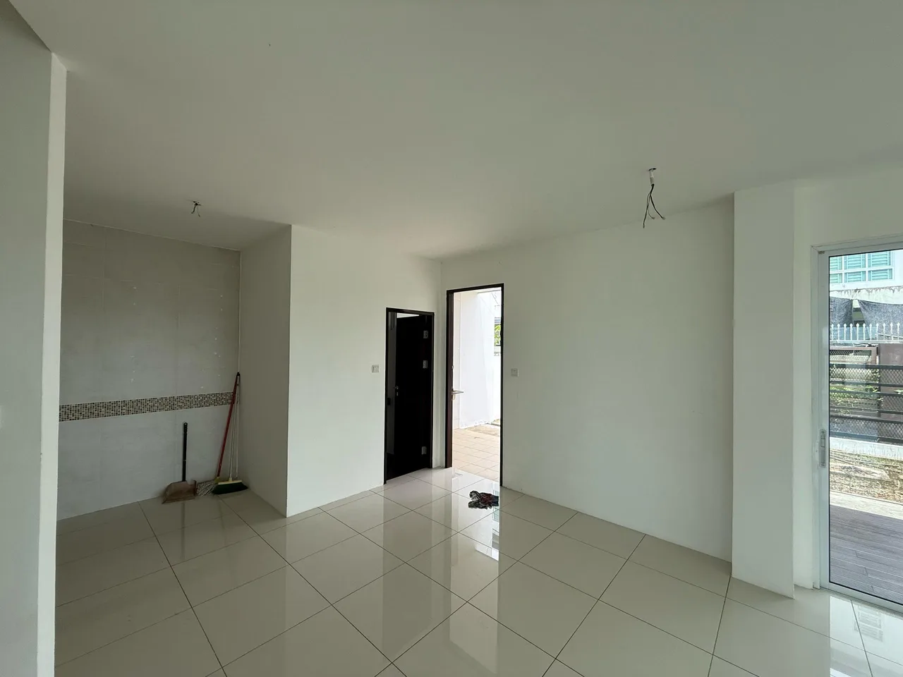 3 Storey Corner Lot Semi Detached House at Palm Residence Stapok