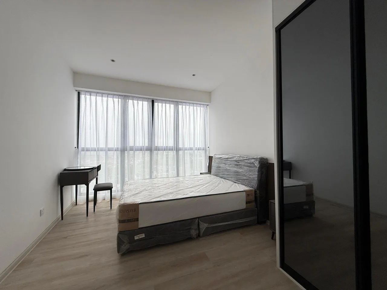 City View, Type 2BR+S, Lift Level 15, Tower MG