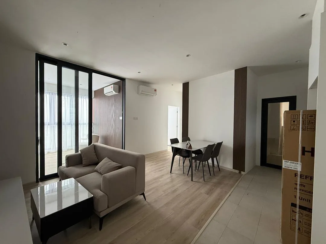 City View, Type 2BR+S, Lift Level 15, Tower MG