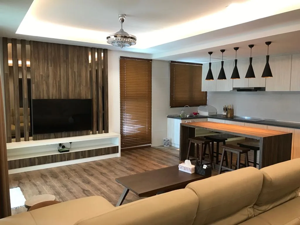 Corner, Airport View, 2 bedroom, Jazz Suites 4
