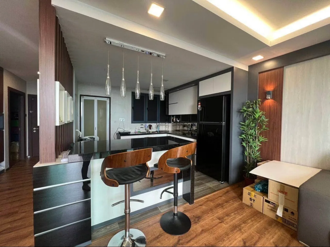 Airport View, 3 bedrooms, Level 11, Jazz 3