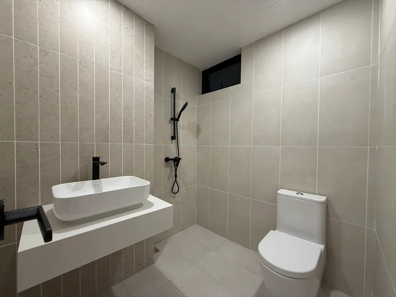City View, Dual Key 4 Rooms 3 Baths, Tower 3