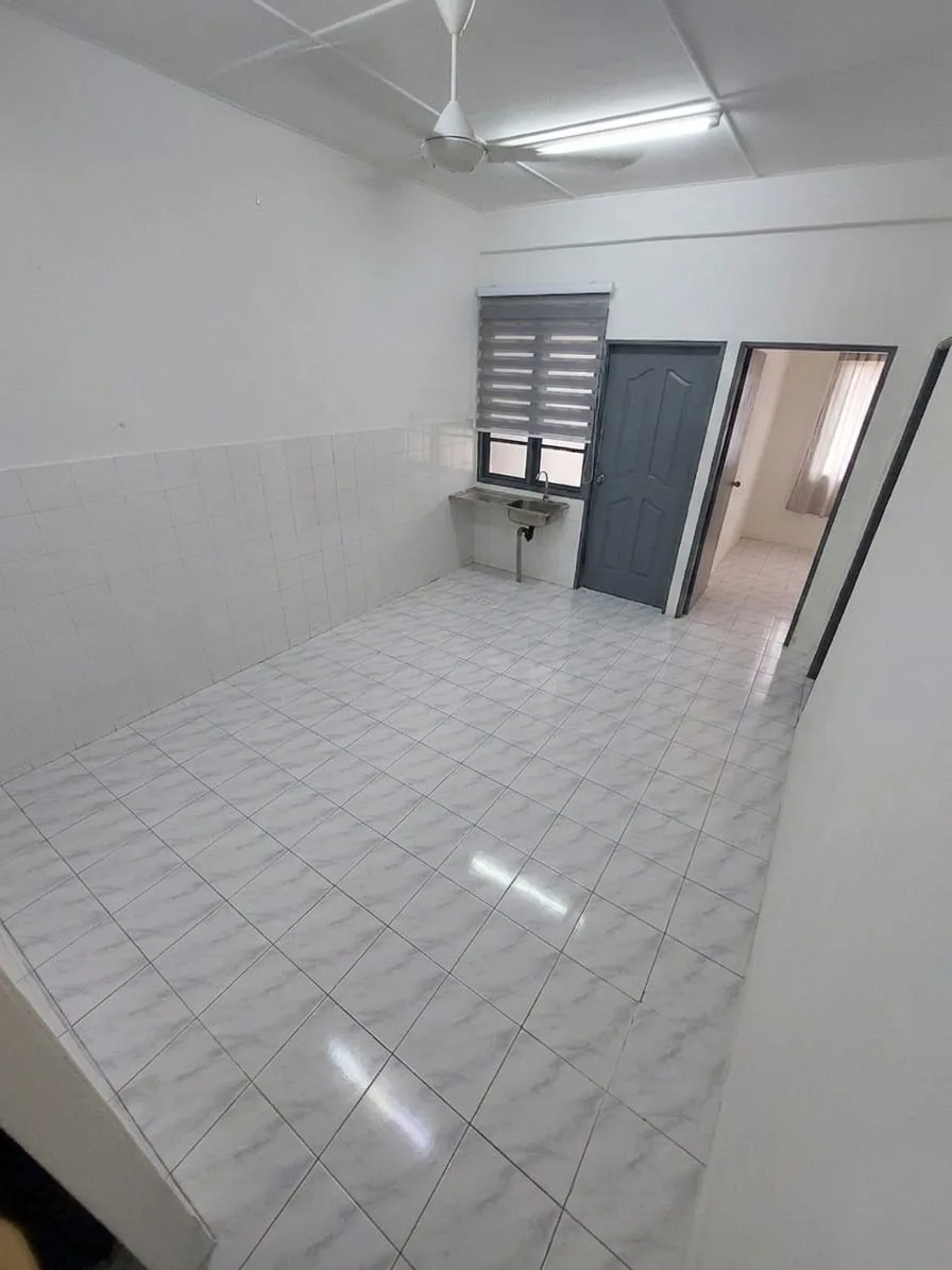 SINGLE STOREY INTERMEDIATE TERRACE HOUSE FOR SALE AT TAMAN JUTA RIA MATANG