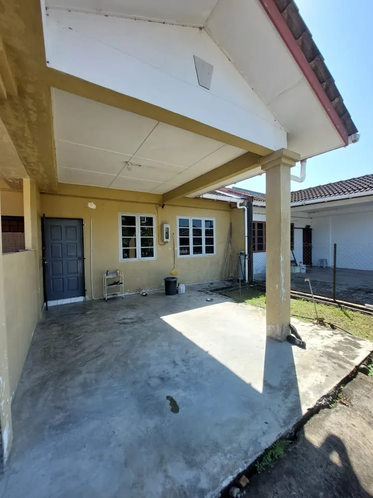 SINGLE STOREY INTERMEDIATE TERRACE HOUSE FOR SALE AT TAMAN JUTA RIA MATANG