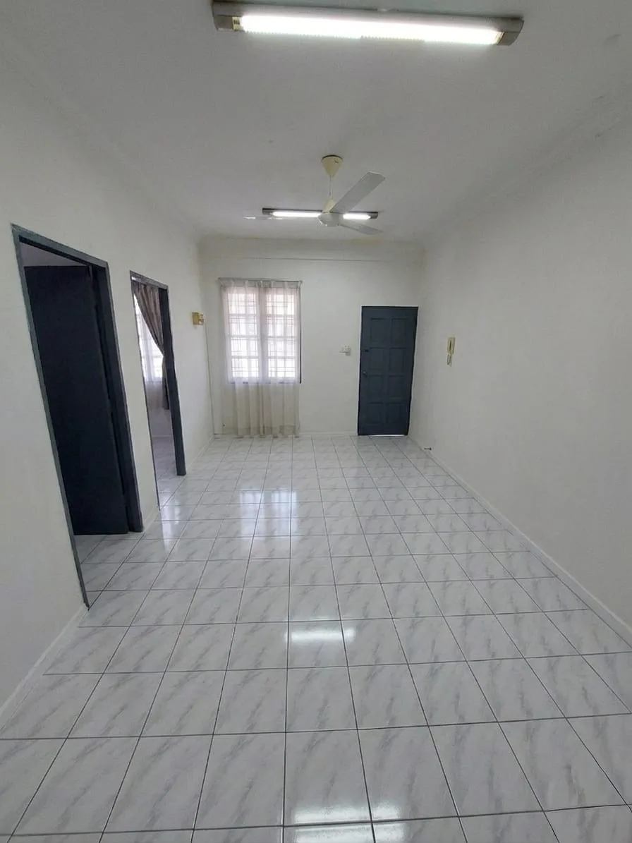 SINGLE STOREY INTERMEDIATE TERRACE HOUSE FOR SALE AT TAMAN JUTA RIA MATANG