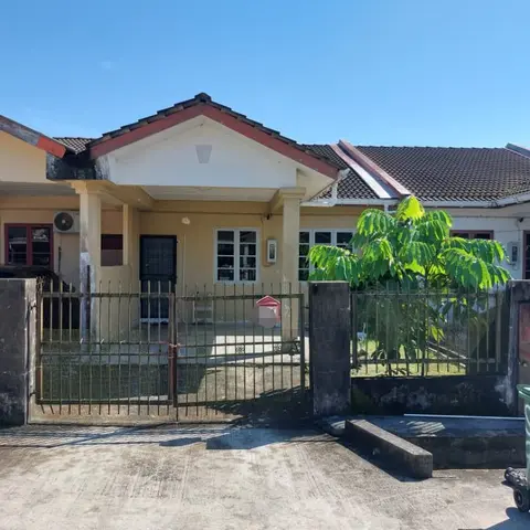 SINGLE STOREY INTERMEDIATE TERRACE HOUSE FOR SALE AT TAMAN JUTA RIA MATANG