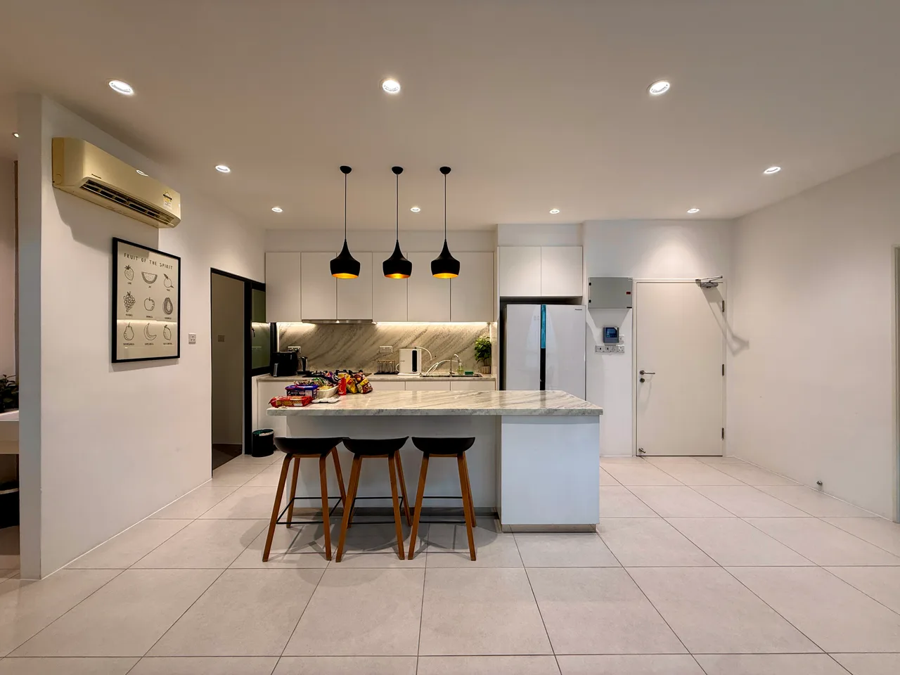 RARE Duplex unit at Delofts Tower 1, Emporium