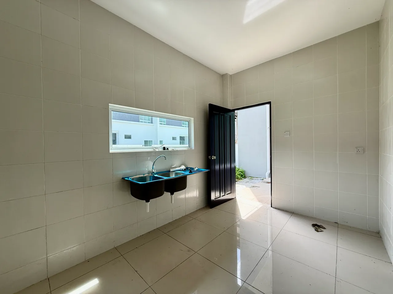 Brand New, Double Storey Semi D, Marq Suites, Batu Kawa