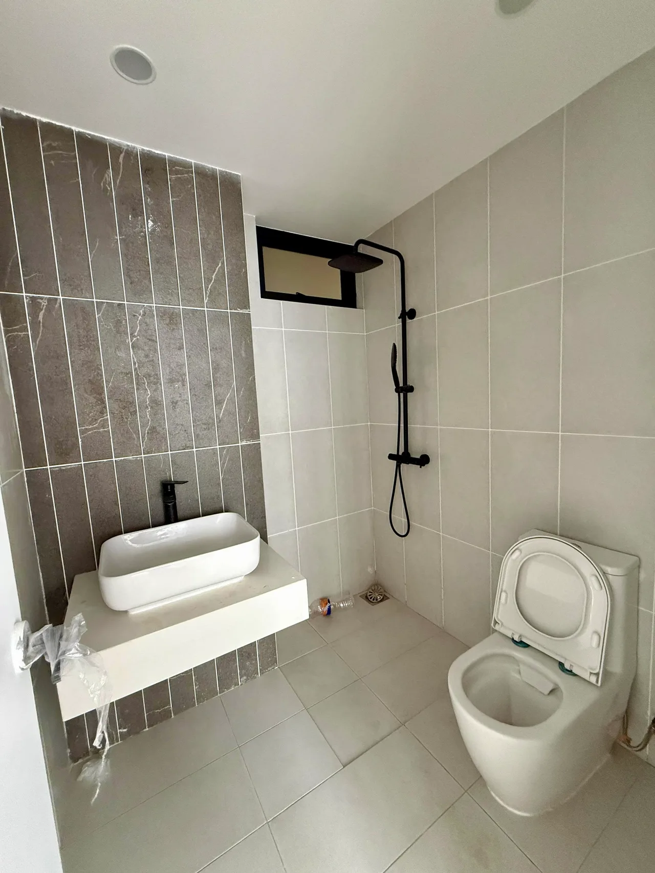 City View, Type 2BR+S, Lift Level 15, Tower MG