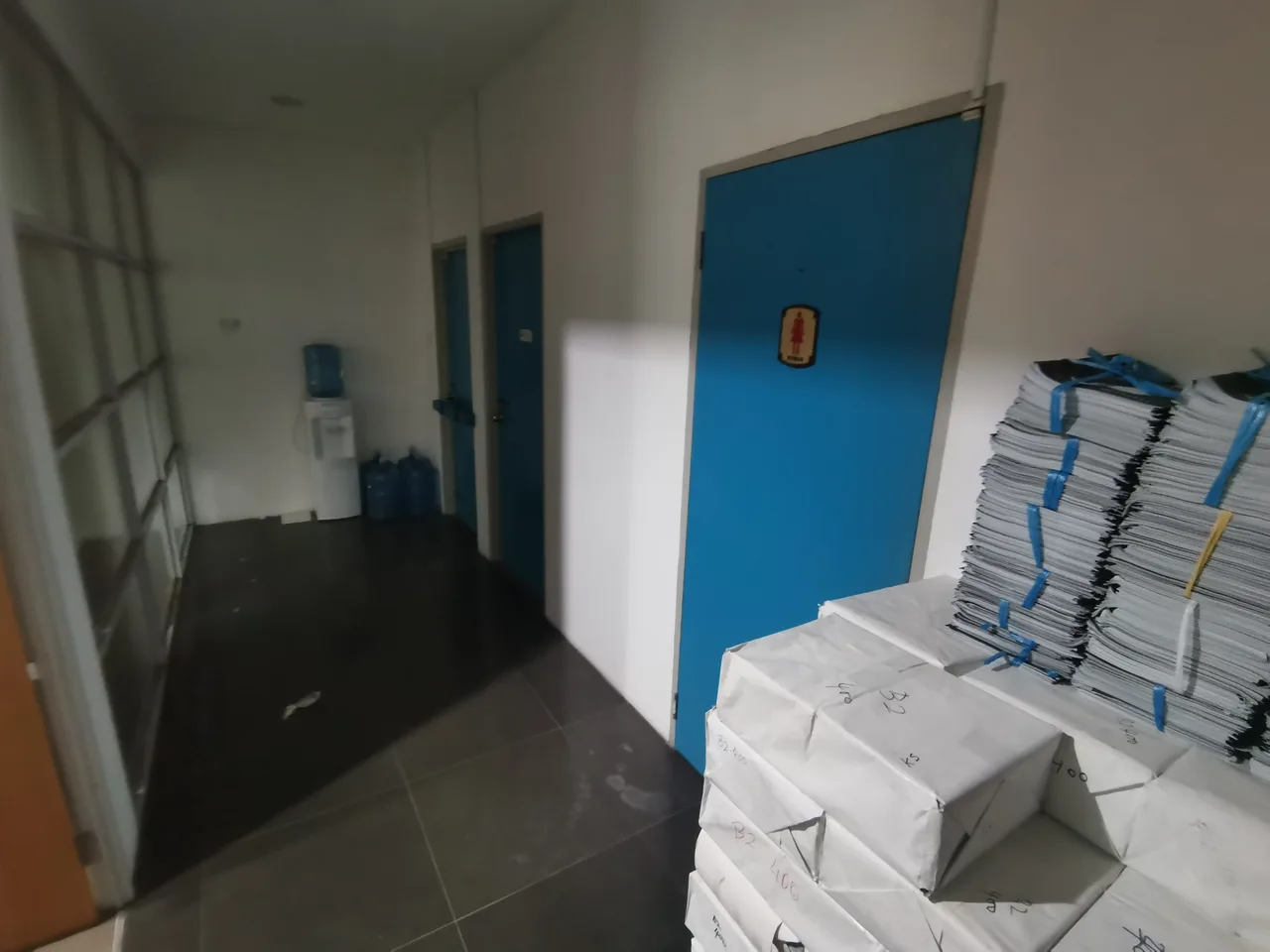 3 Adjoining Second Floor Office For Rent at Jalan Pending Kuching