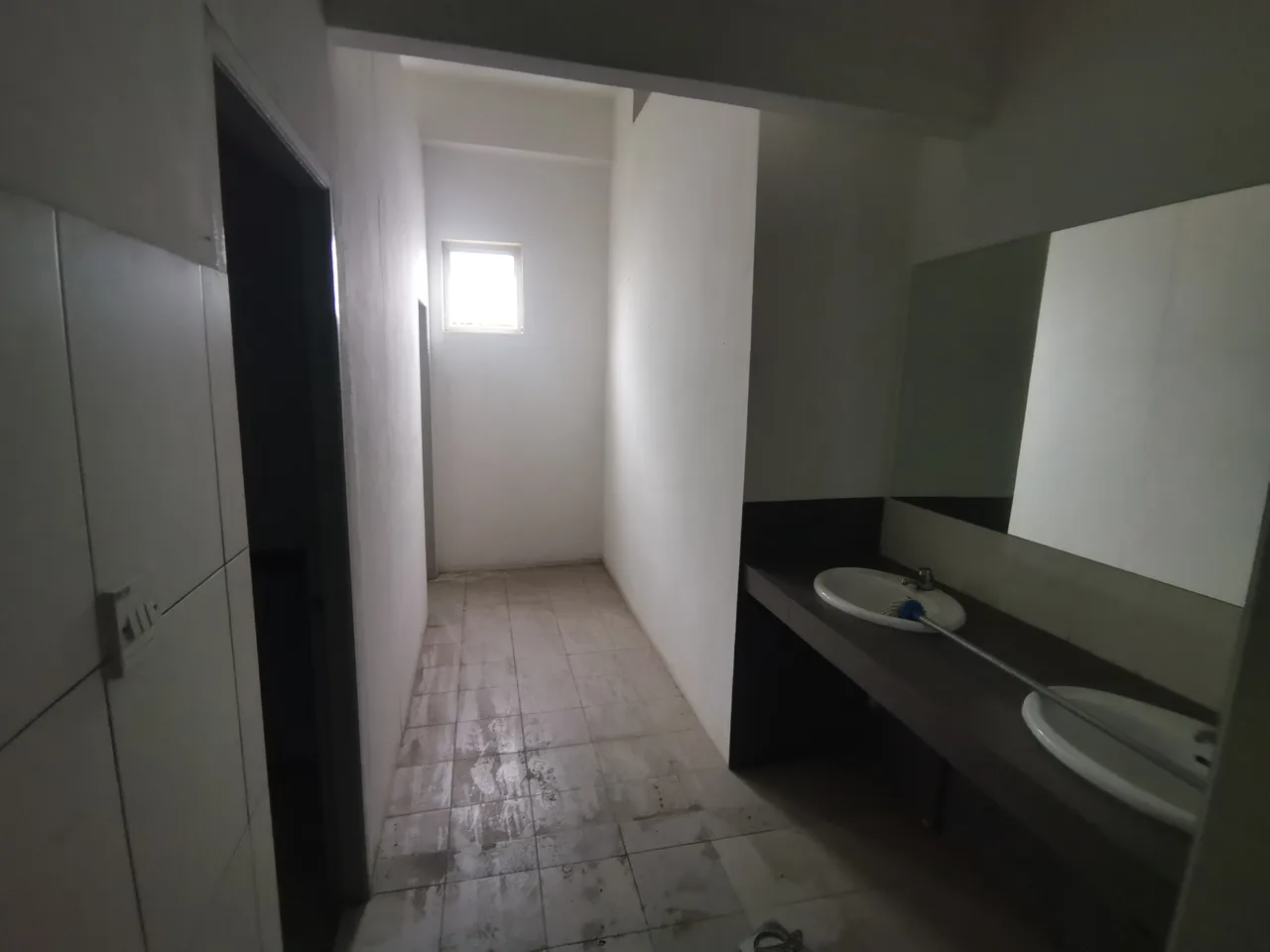 3 Adjoining Second Floor Office For Rent at Jalan Pending Kuching