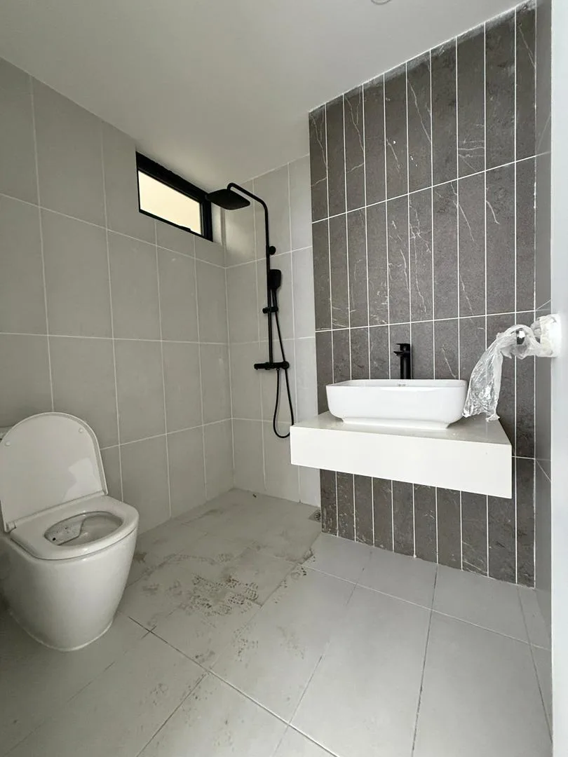 City View, Type 2BR+S, Lift Level 15, Tower MG