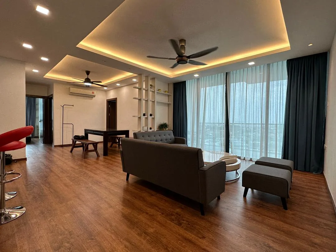RARE, Corner City View, 3 Bedrooms at Jazz 1