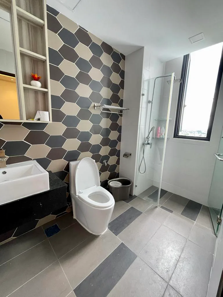 RARE, Corner City View, 3 Bedrooms at Jazz 1