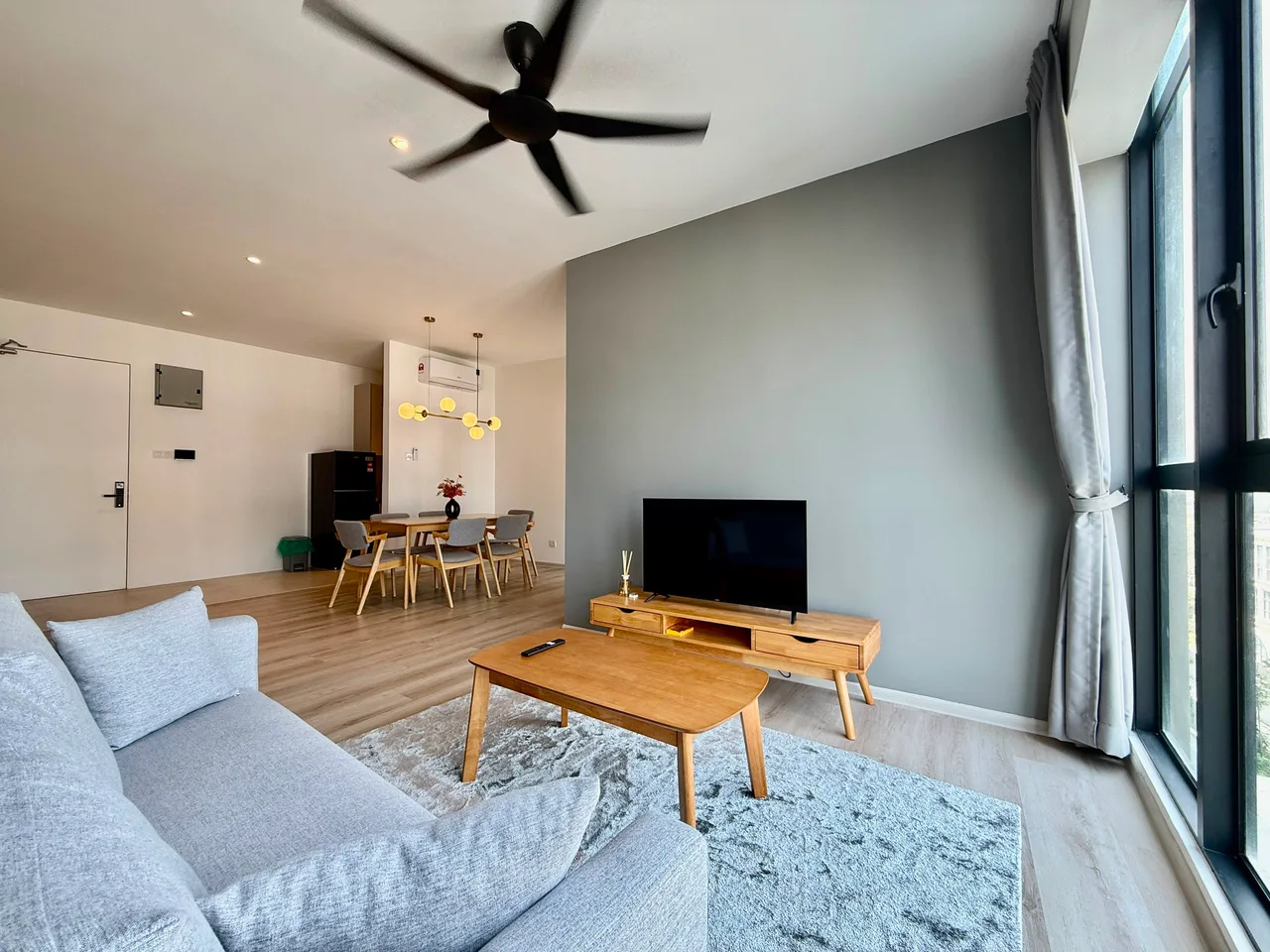Corner 3 bed, Level 7, Tower 1 Milano 8