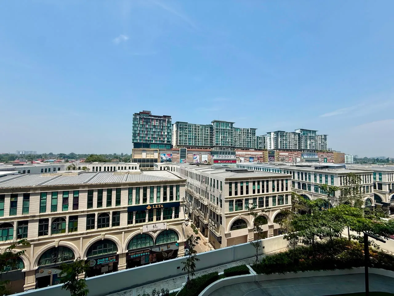 Corner 3 bed, Level 7, Tower 1 Milano 8