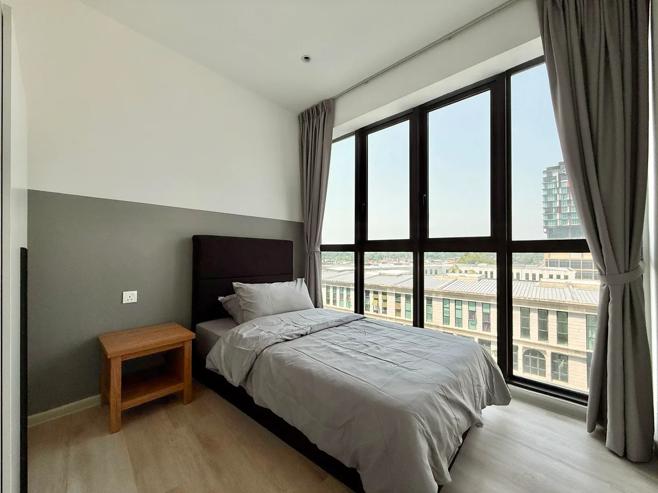 Corner 3 bed, Level 7, Tower 1 Milano 8