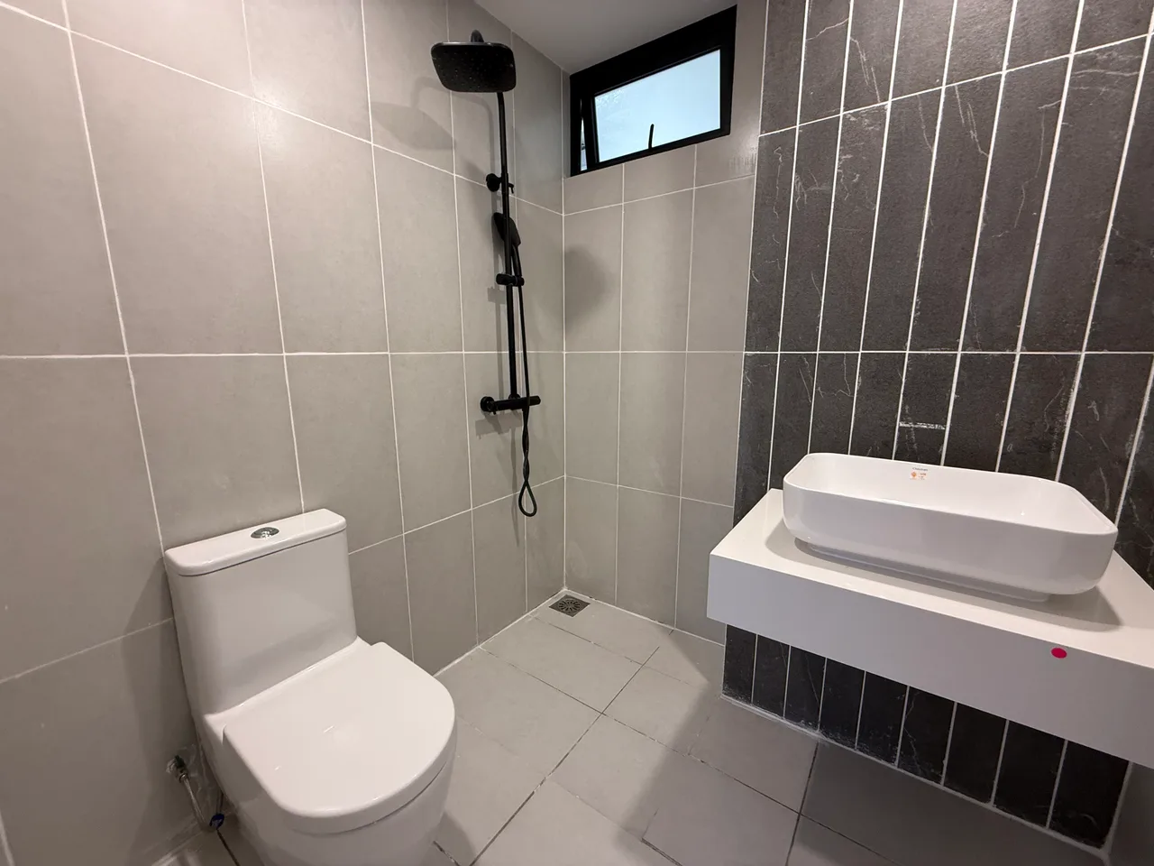 City View, Type 2BR+S, Lift Level 11, Tower MG