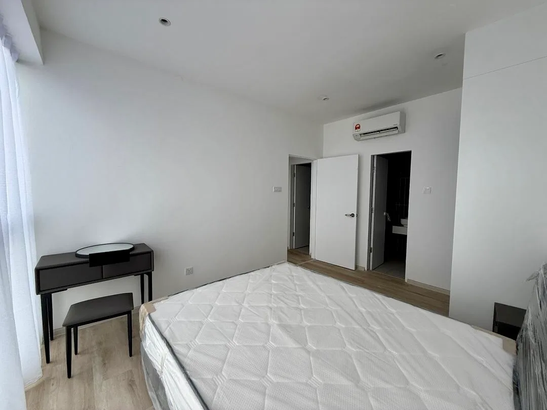 City View, Type 2BR+S, Lift Level 15, Tower MG