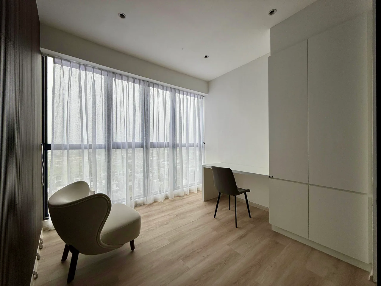 City View, Type 2BR+S, Lift Level 15, Tower MG