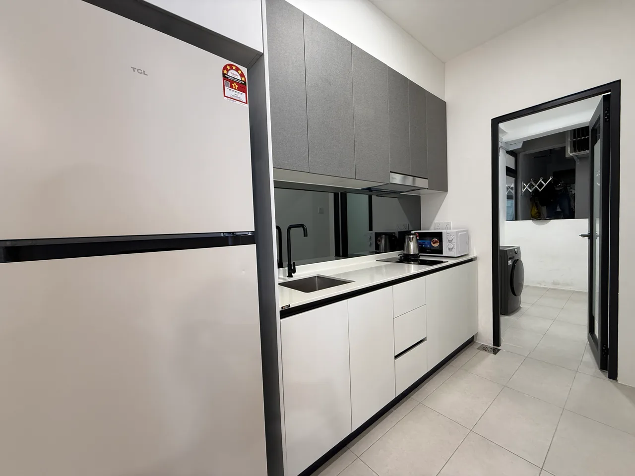 Brand new, 2 Bed, Level 12 Tower 2, Facing Garden