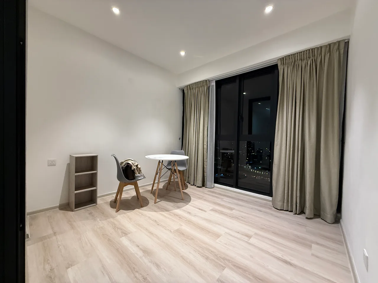 Tower 1. Type 2 BR + Study, Facing Vivacity