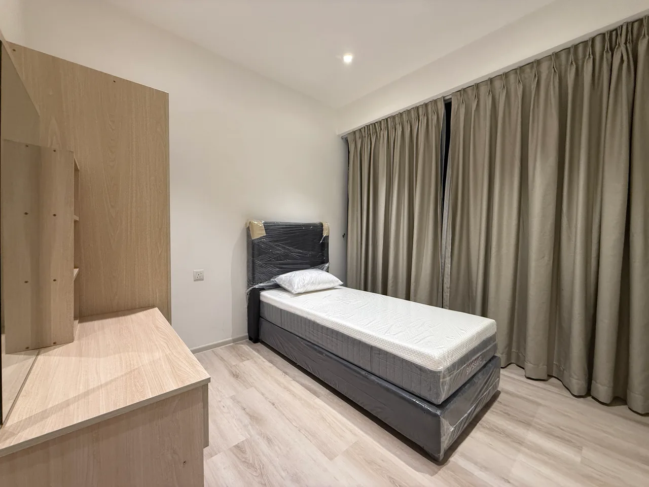 Tower 1. Type 2 BR + Study, Facing Vivacity