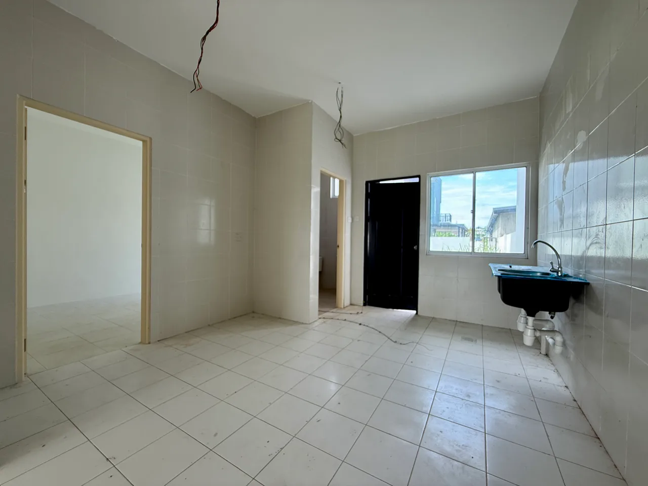 Brand New, Double Storey Terrace Intermediate, Batu Kawa