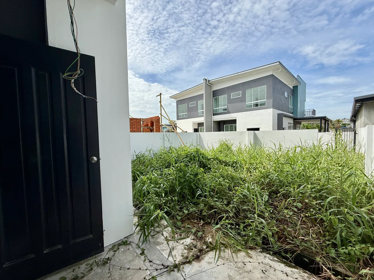 Brand New, Double Storey Terrace Intermediate, Batu Kawa