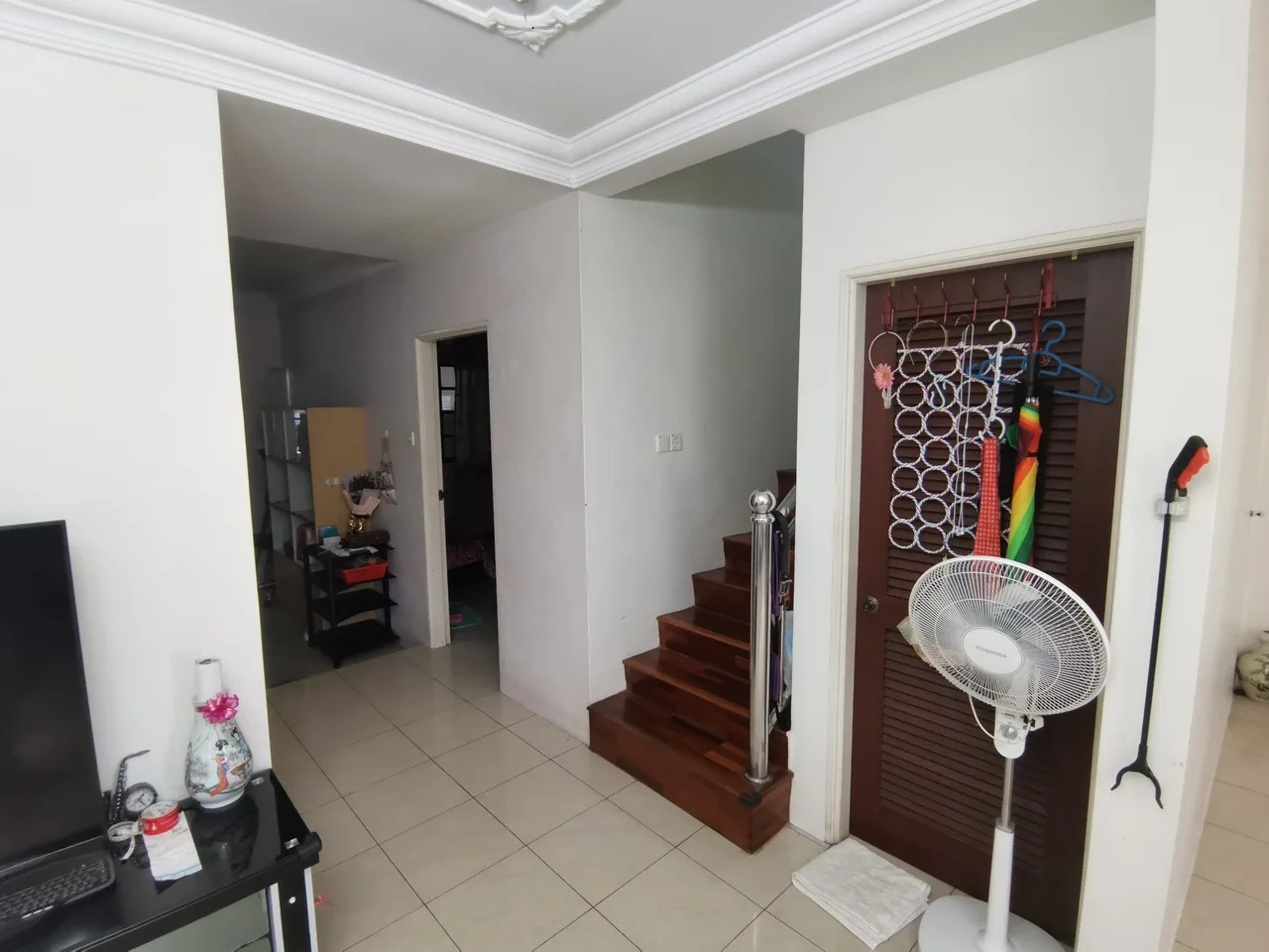 Corner Double Storey Semi Detached House For Sale at Jalan Kempas Kuching