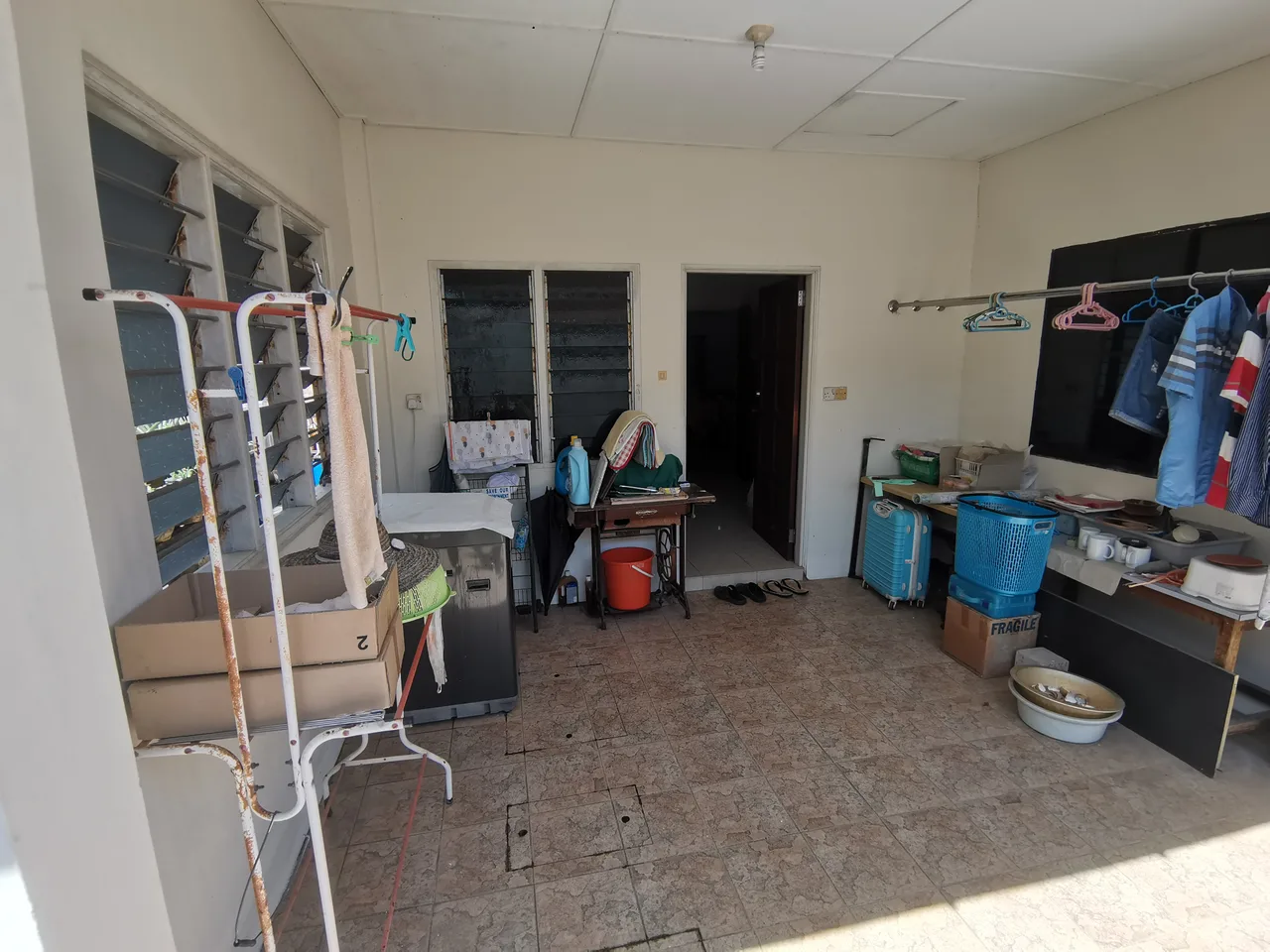 Corner Double Storey Semi Detached House For Sale at Jalan Kempas Kuching