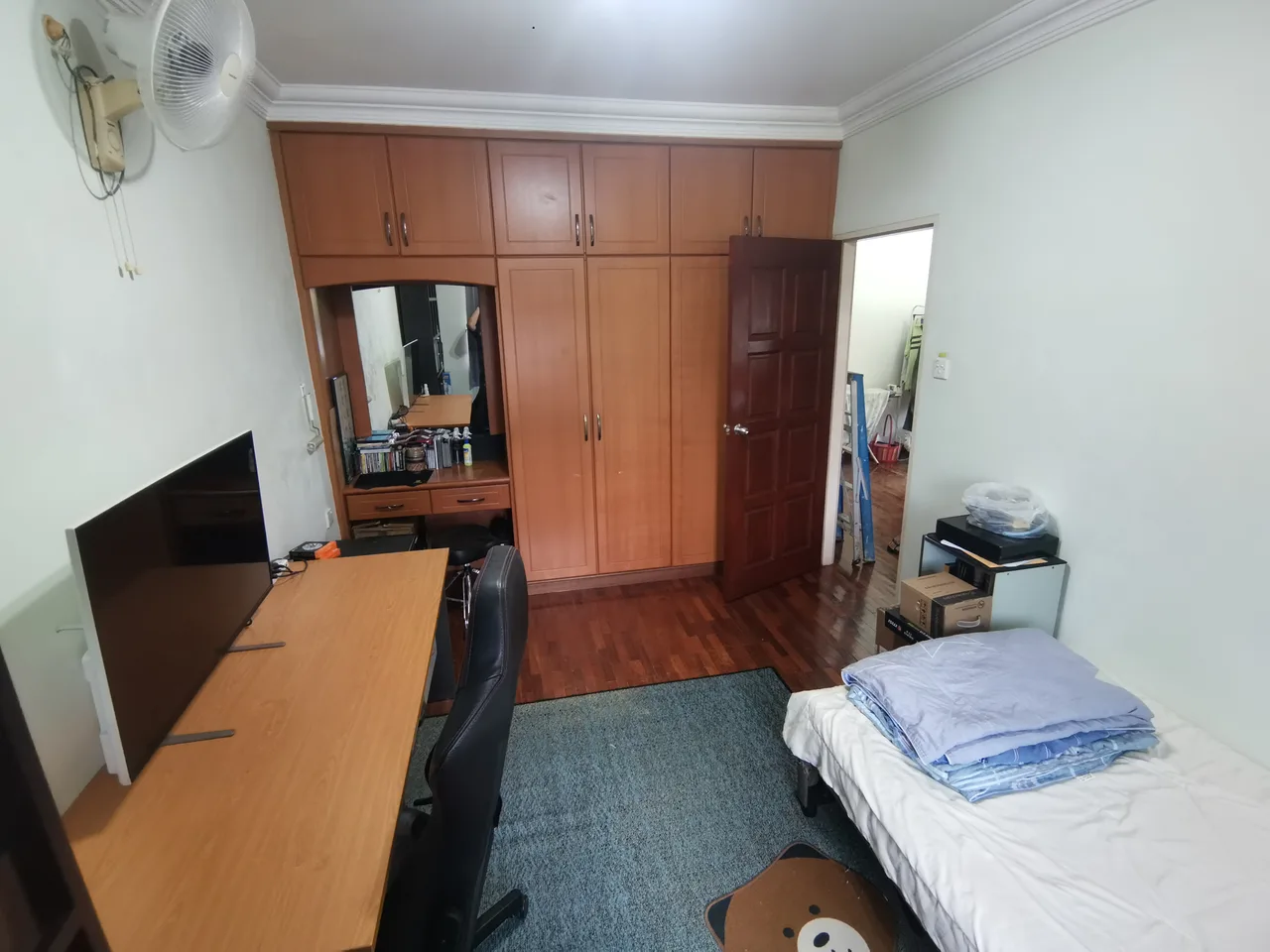 Corner Double Storey Semi Detached House For Sale at Jalan Kempas Kuching