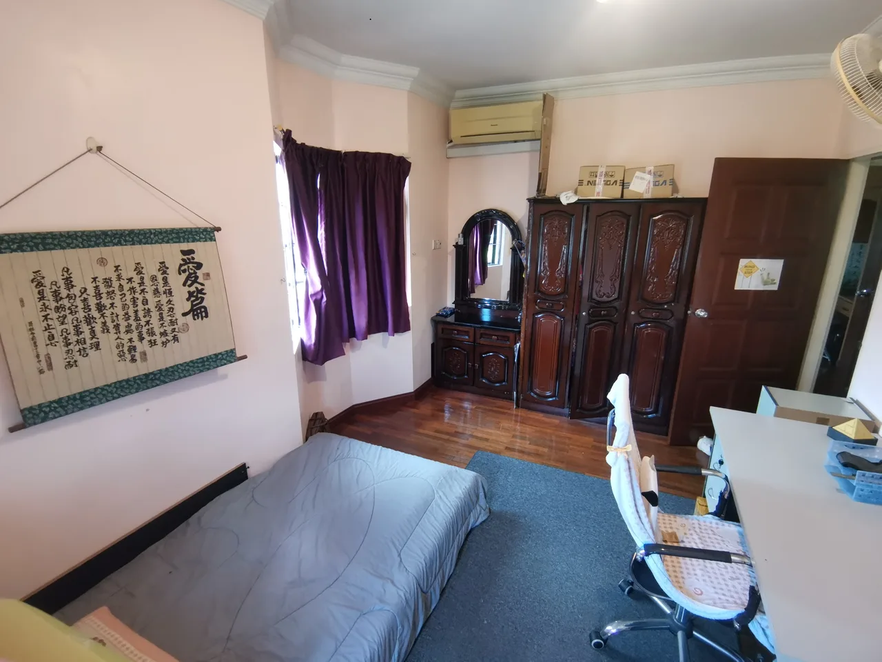 Corner Double Storey Semi Detached House For Sale at Jalan Kempas Kuching