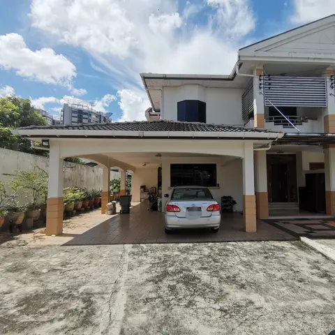Corner Double Storey Semi Detached House For Sale at Jalan Kempas Kuching