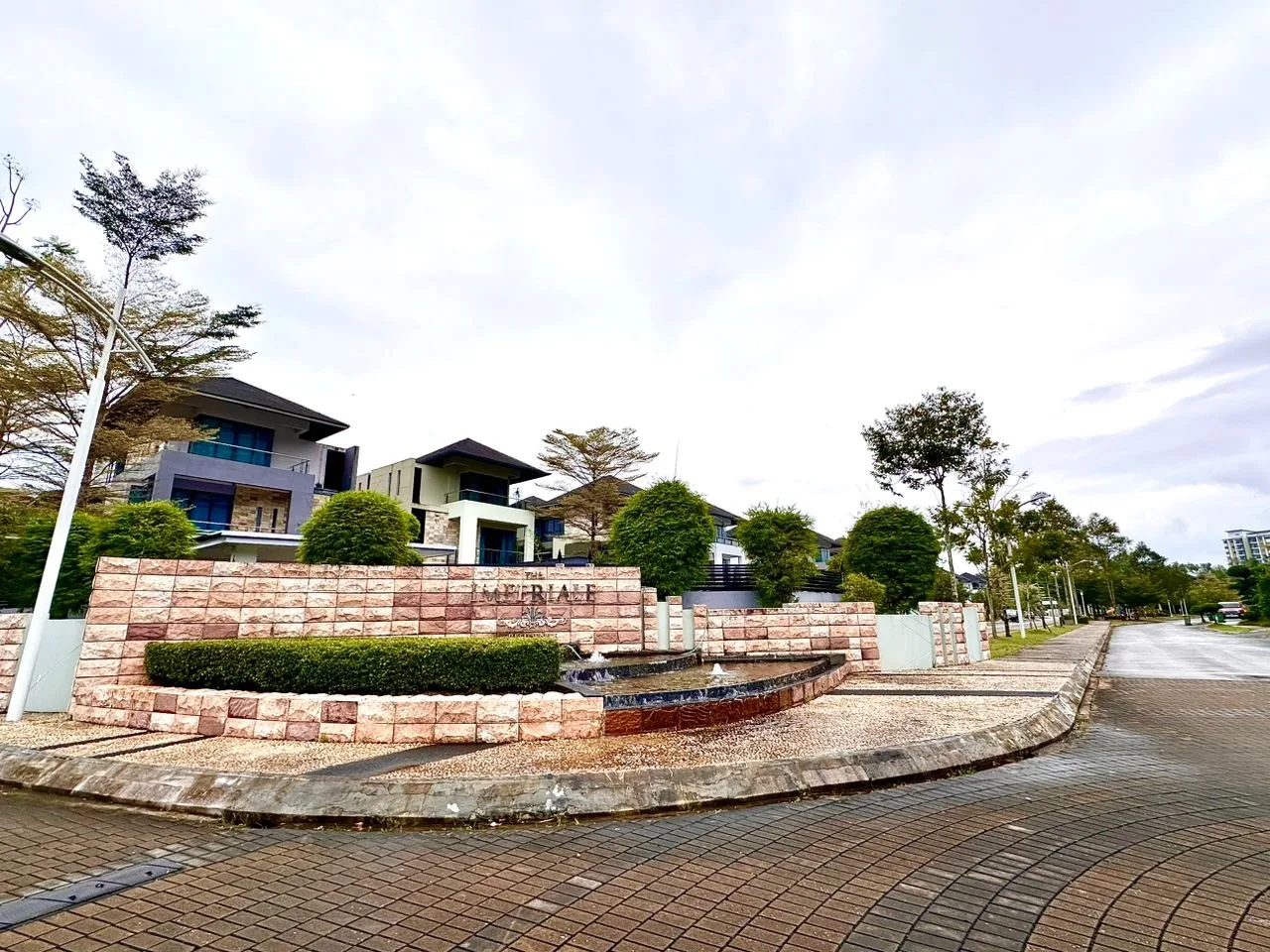 3 Storey Linked Bungalow, Imperiale Residence, opposite Vivacity
