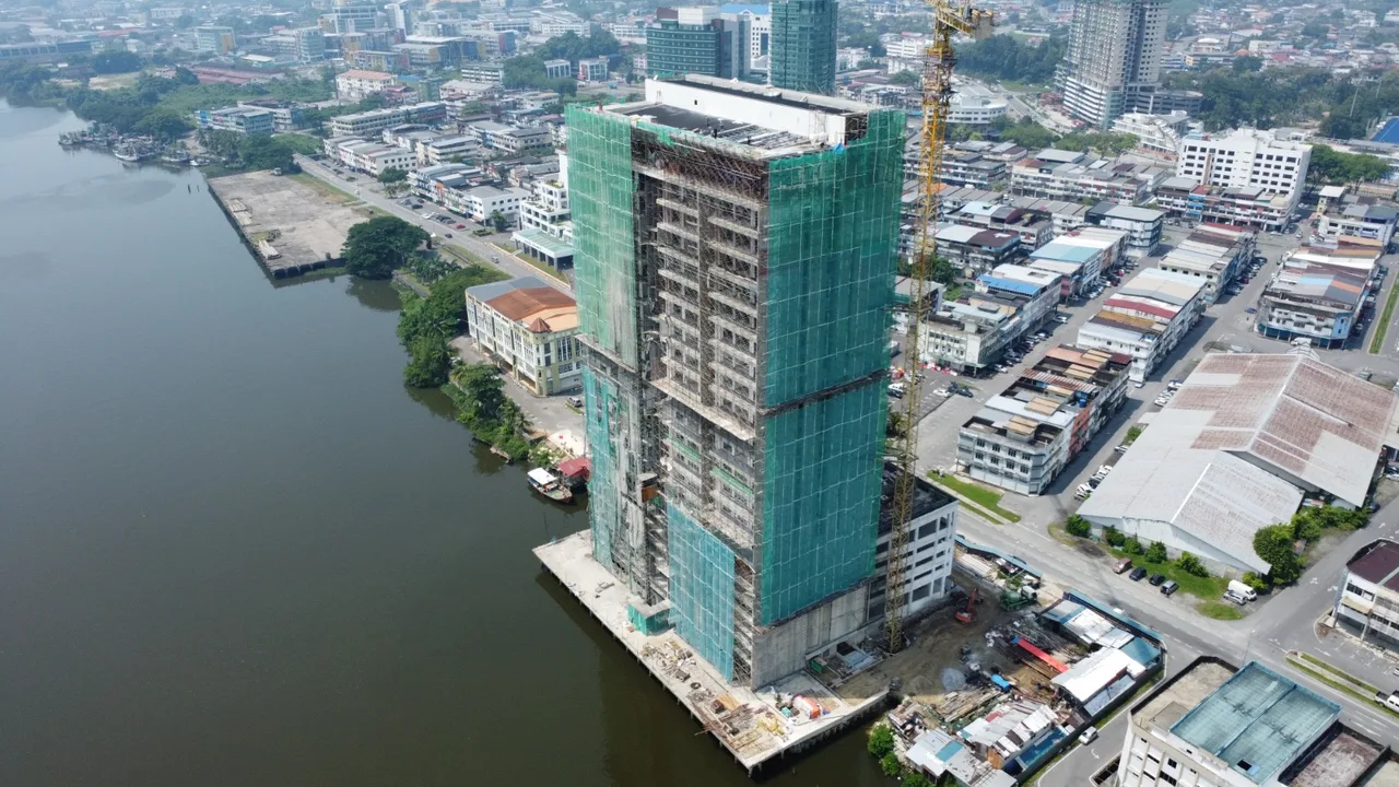 River View, TRUE Luxury 999 Leasehold Apartment, 7 Reflection