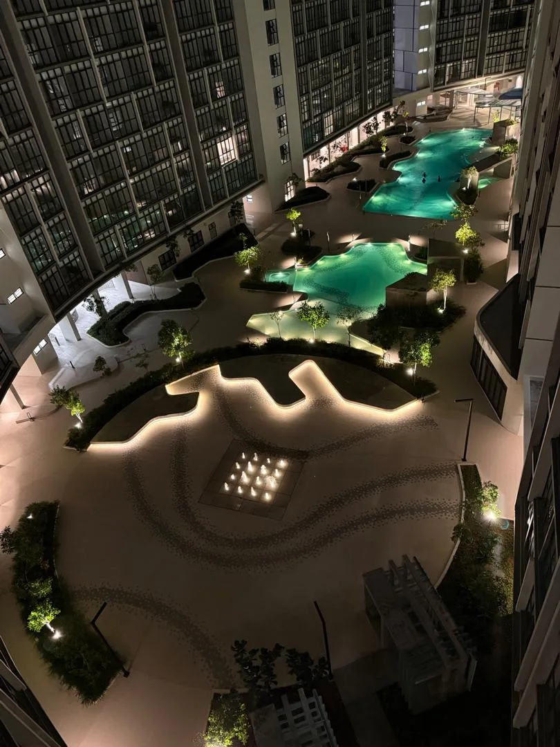 Brand new, 2 Bed, Level 12 Tower 2, Facing Garden
